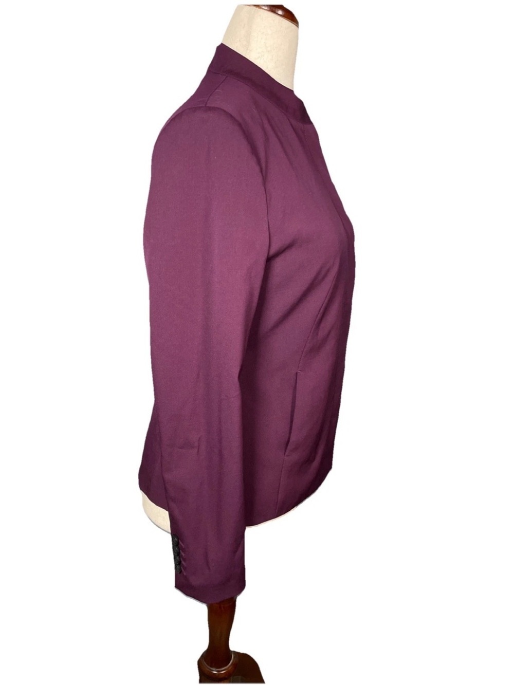Hugo Boss Jebaly Wool Button Down Blazer In Dark Berry Size 6 Modern Minimalist - Picture 4 of 9